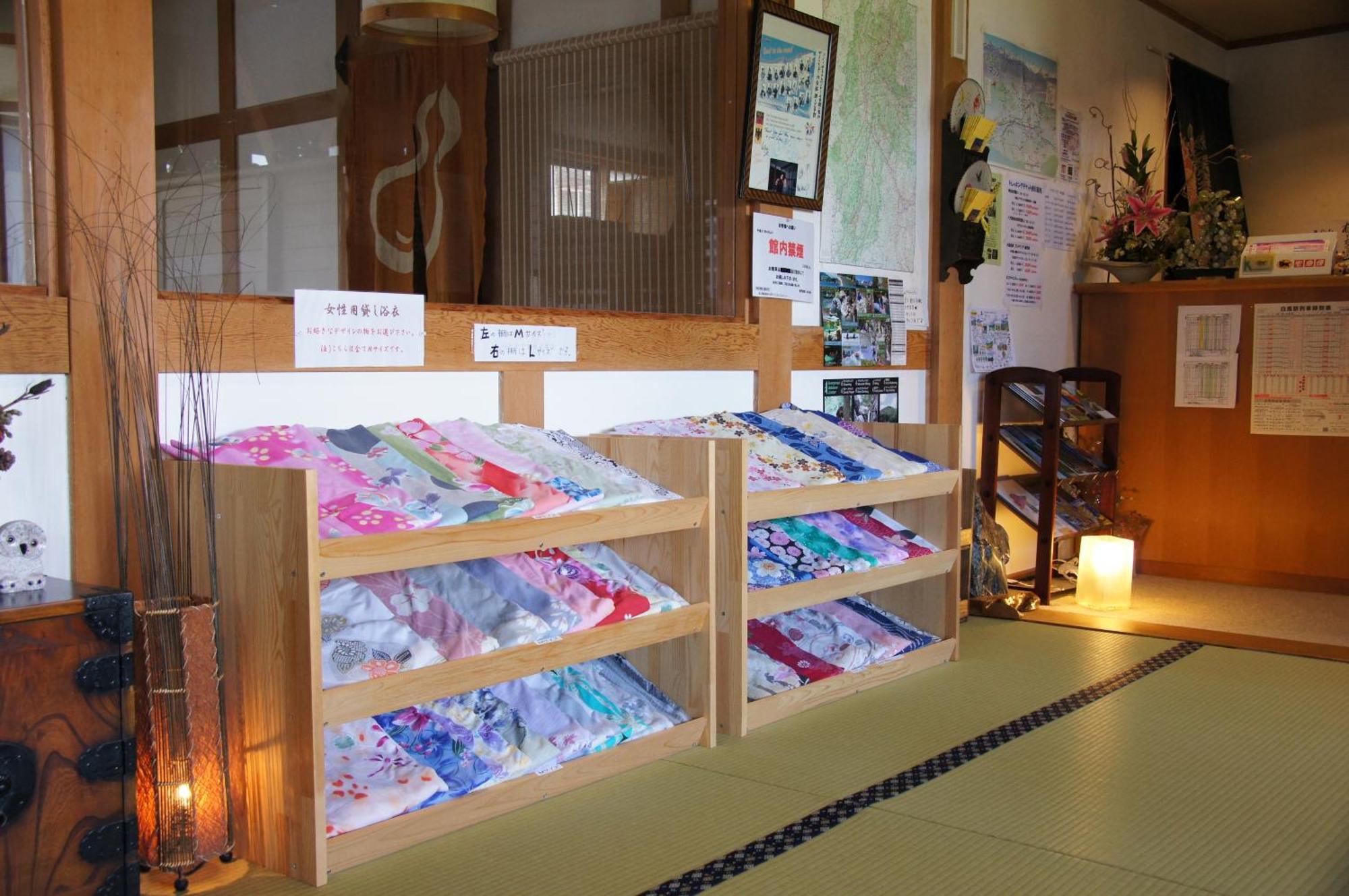 Minamiya 山とねこと遊ぶ宿 みなみ家 Hakuba Kültér fotó